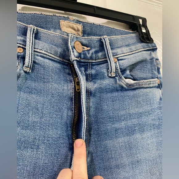MOTHER Blue Ankle & Cropped Jeans - Picture 7 of 14